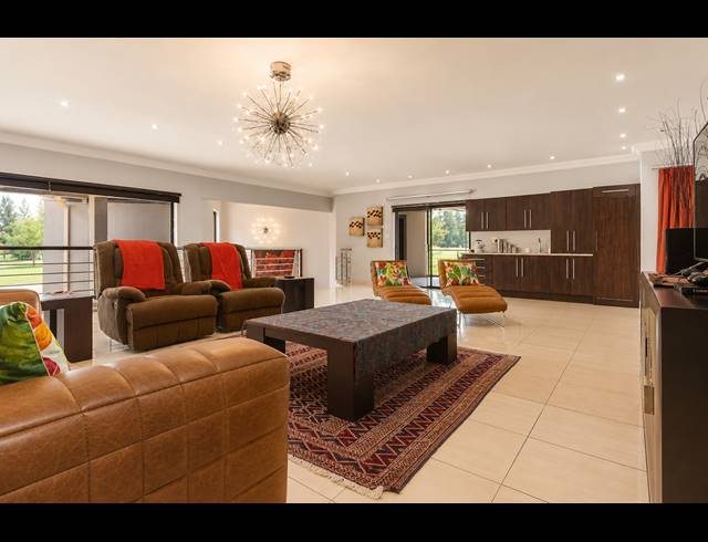 4 BEDROOM HOUSE FOR SALE IN THREE RIVERS EAST